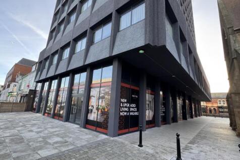 Retail Property (high street) to rent Image 3