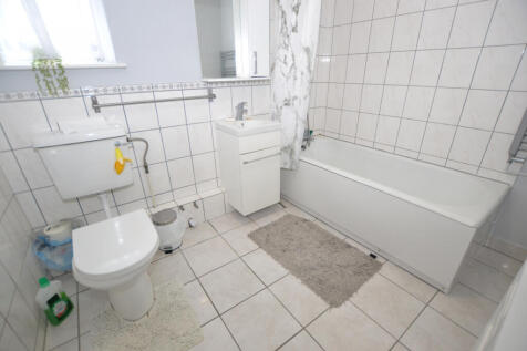 Croft Road, Clacton-on-Sea, CO15 photo 5