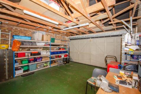 Garage.jpg