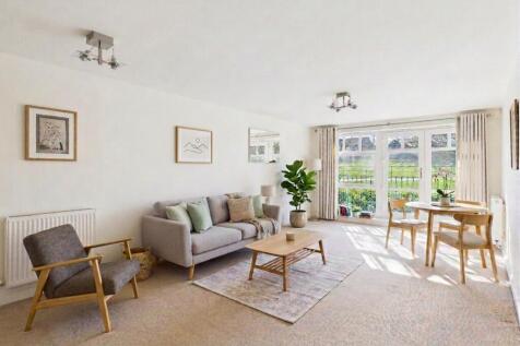Lounge (Virtually Furnished)