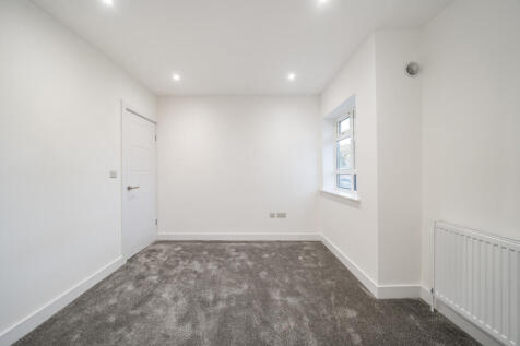 1372080-15-68f79a...