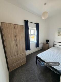 Office / Second Bed 