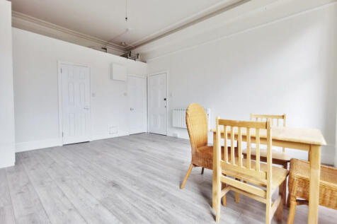 Lounge / Bedroom