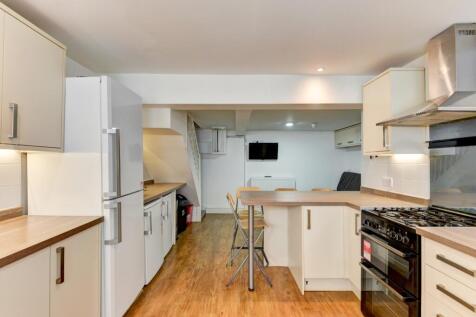 18 Egremont Place Kitchen (3)
