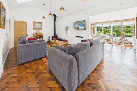 living/dining 