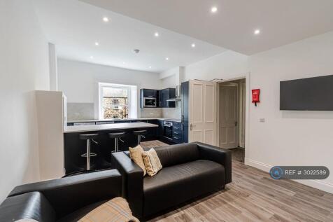 Open Plan Living/ Dining 