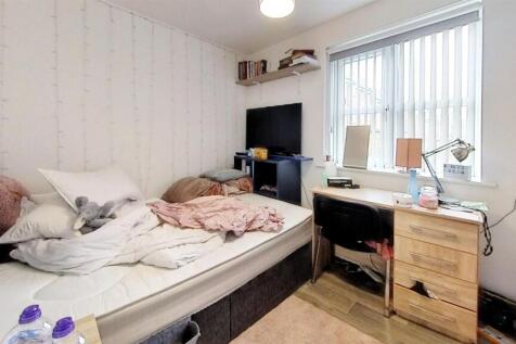 2-Bowthorpe-Court-Be