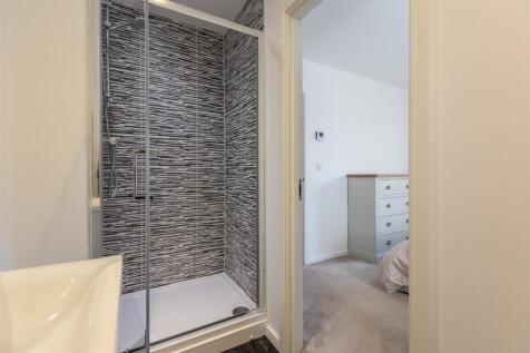 Ploughlands Grove 4 Bedroom 1-4.jpg