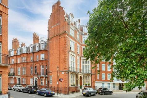 Flat 4, 1 Hans Place Lo-39.jpg