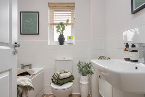 Internal view of the Maidstone bathroom. 3 bed home.