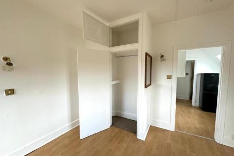 Boyn Hill Avenue, Maidenhead photo 4