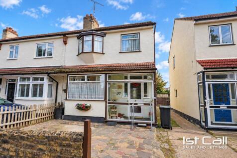 01_Cream Semi-Detached House on a Sunny Street(1).