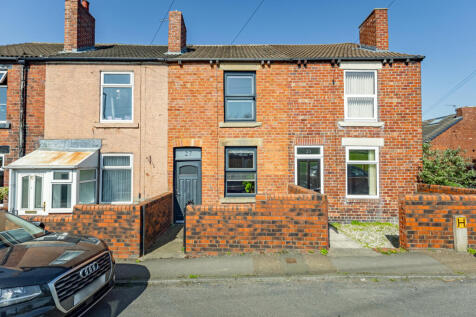 2 Bedroom Terrace For Sale