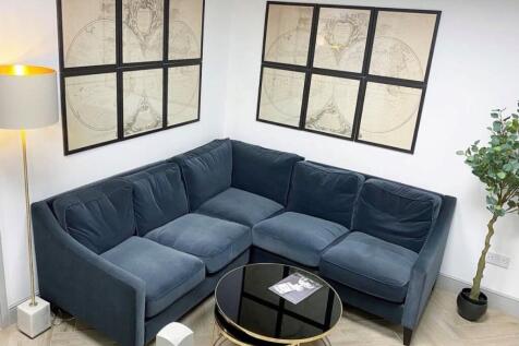 Waiting Area 290421.jpg