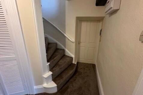 The Plain, Thornbury, BS35 photo 3