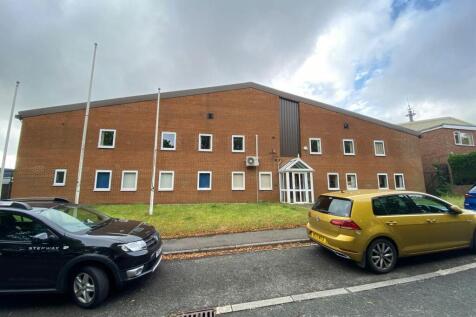 Distribution Warehouse to rent Image 3