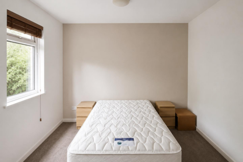 Bedroom 2.png