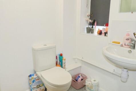 107e7fb0-shower 2...