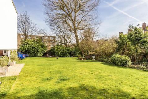 Lettings Putney Kersfield House 6 - Garden.jpg