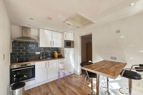 Annexe, living/ kitchen dining room