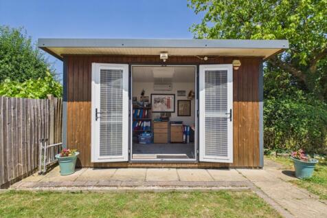 Studio/Home Offie