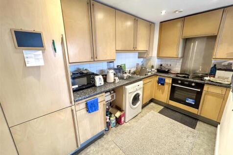 Open Plan Kitchen/ Lounge