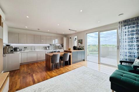 Lounge/kitchen/dining area