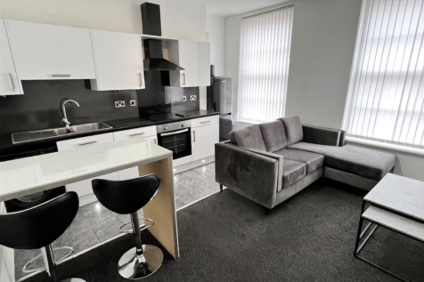 Kitchen &amp; Living Room