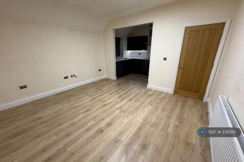 Living Room/Kitchen