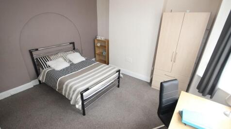 56 Wadbrough Road, S11 8RG - STUDENT HOUSE- Ecclesall Road area  photo 3