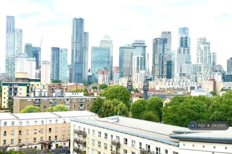 Canary Wharf Skyline From The Apartment Balcony