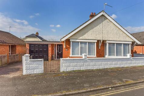 Andover, SP10 - property photo