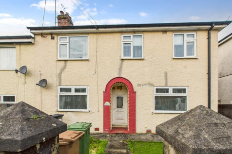 Plymouth, PL6 - property photo