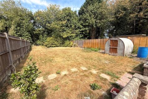 Chilworth Close, Chilworth, Southampton, Hampshire, SO16 photo 3
