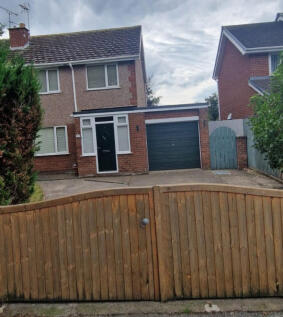 Prestatyn, LL19 - property photo