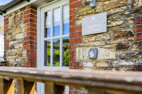 36 4 Keepers Cottage.JPG
