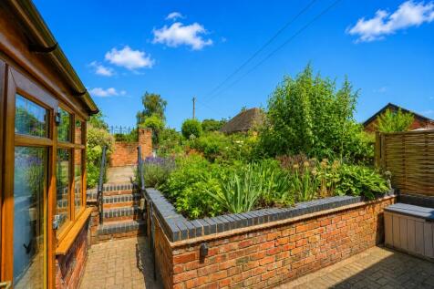Private Garden Patio