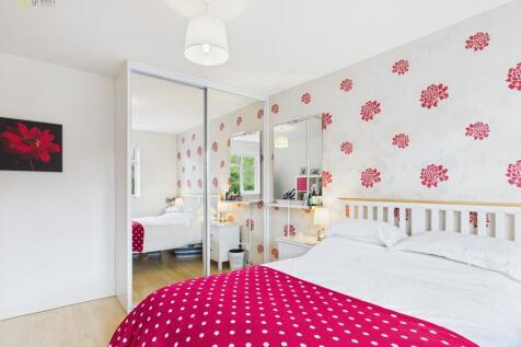 CAM03830G0-PR0216...