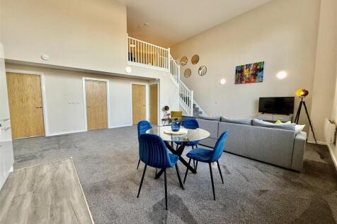 LOUNGE/KITCHEN/DINER