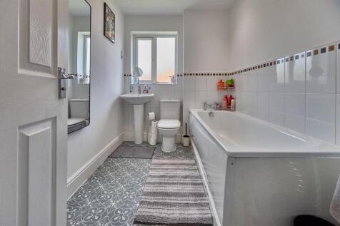 Rear Family Bathroom