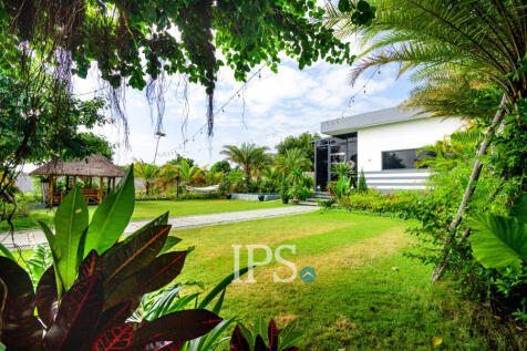 2 Bedroom Villa For Sale - Sala Kamreuk, Siem Reap