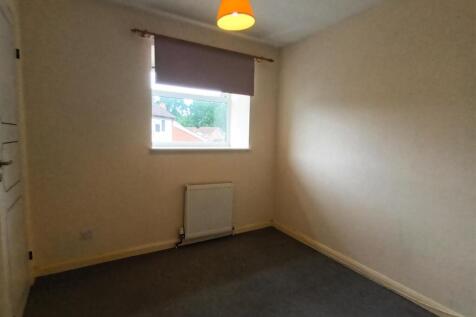 Keyham Court, The Glades, Northampton, NN3 8TT photo 3