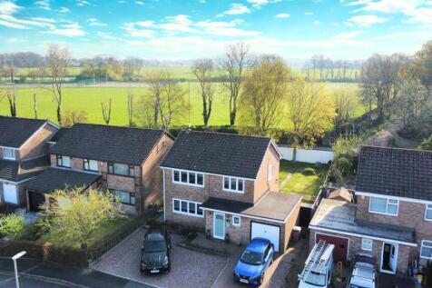 Standish Drive For Sale