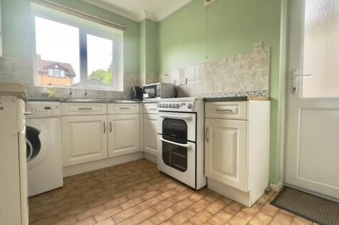 1EACEB17-BECB-435...