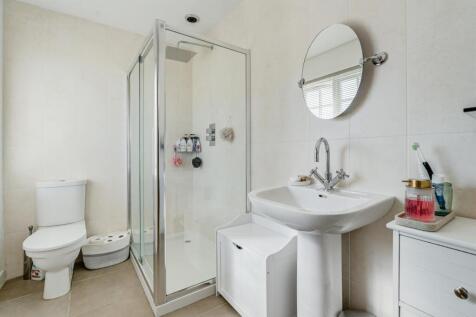 En Suite Shower Room