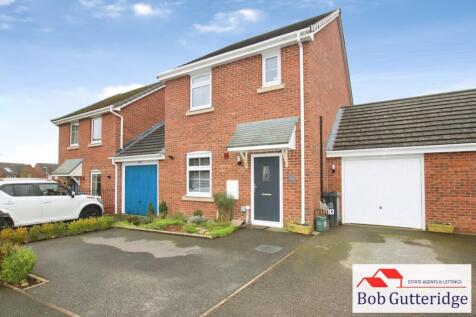 Newcastle, ST5 - property photo