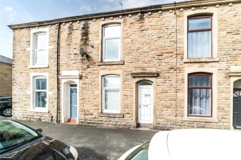 Blackburn Road, Darwen, Lancashire, BB3 photo 4
