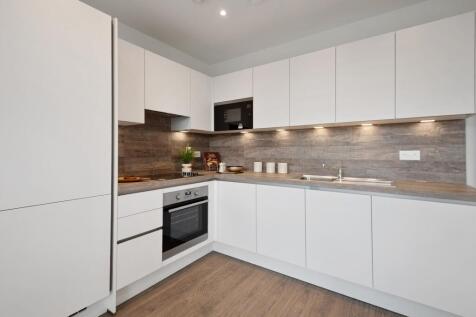 Busby House, Ridgeway Views, London, NW7 photo 5