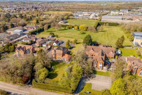 87 East Gate (Sleaford)-1