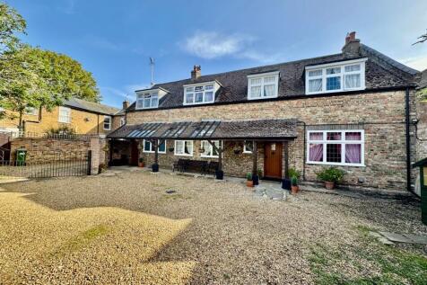 Front of Property &amp; Driveway 